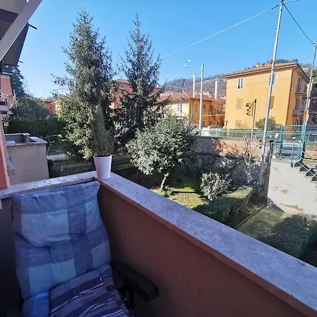 Lägenhet Luminoso Zona Collinare Bologna